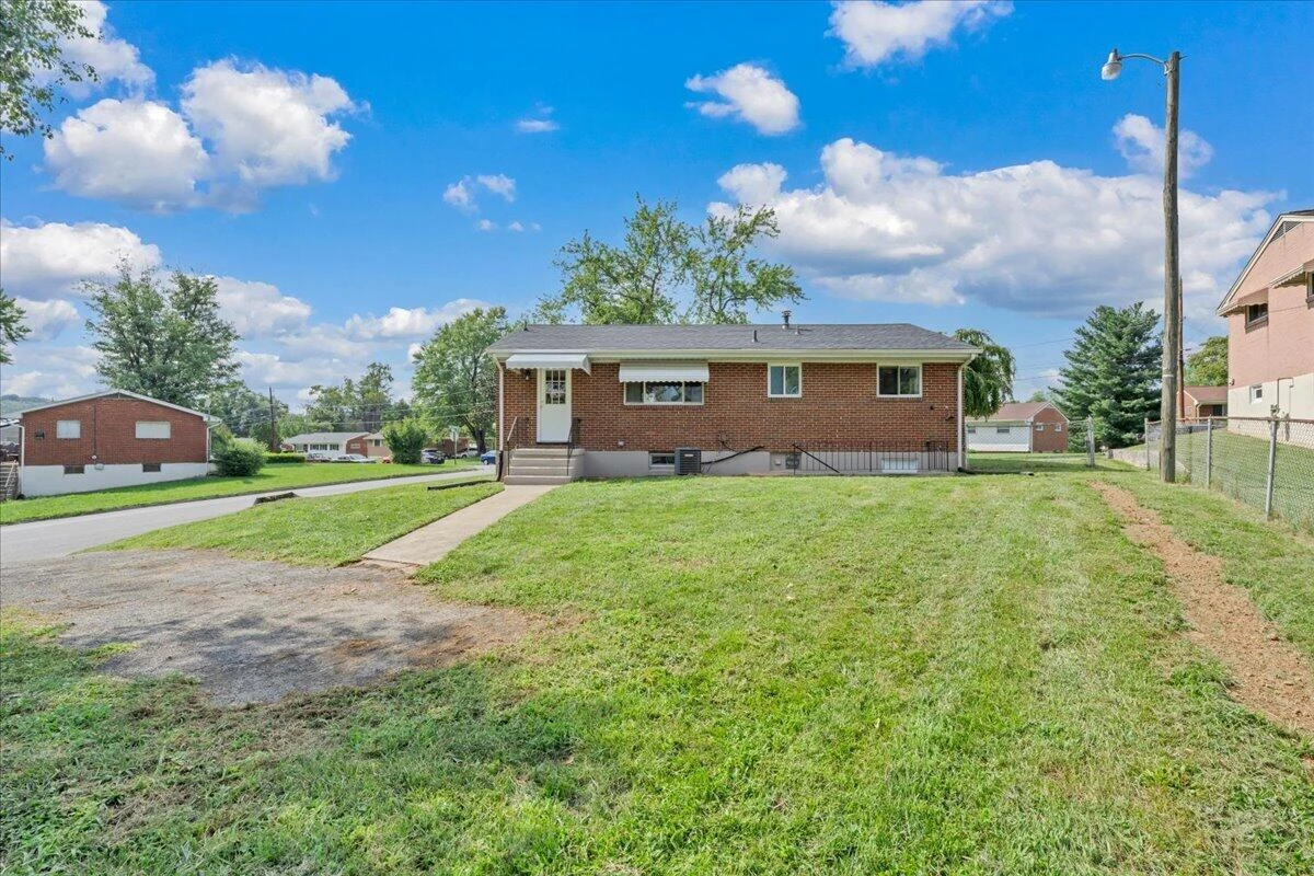 3768 Wilmont AVE NW - Photo 26