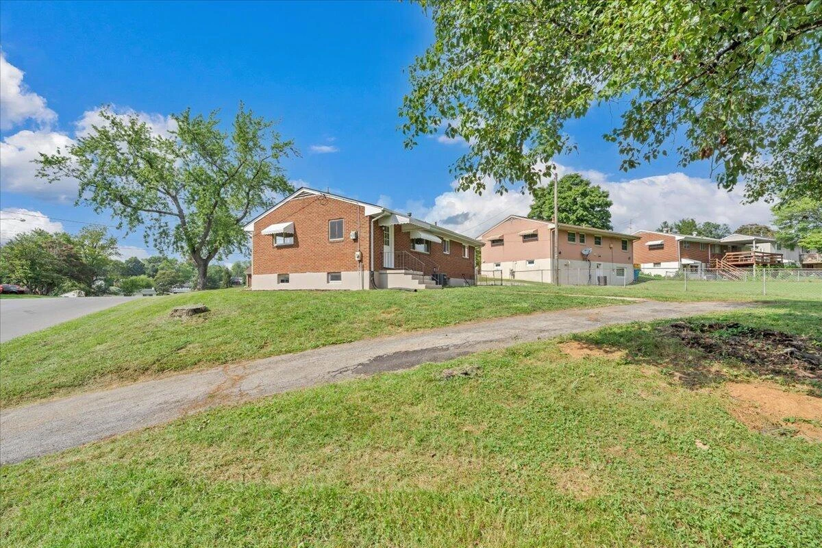 3768 Wilmont AVE NW - Photo 27