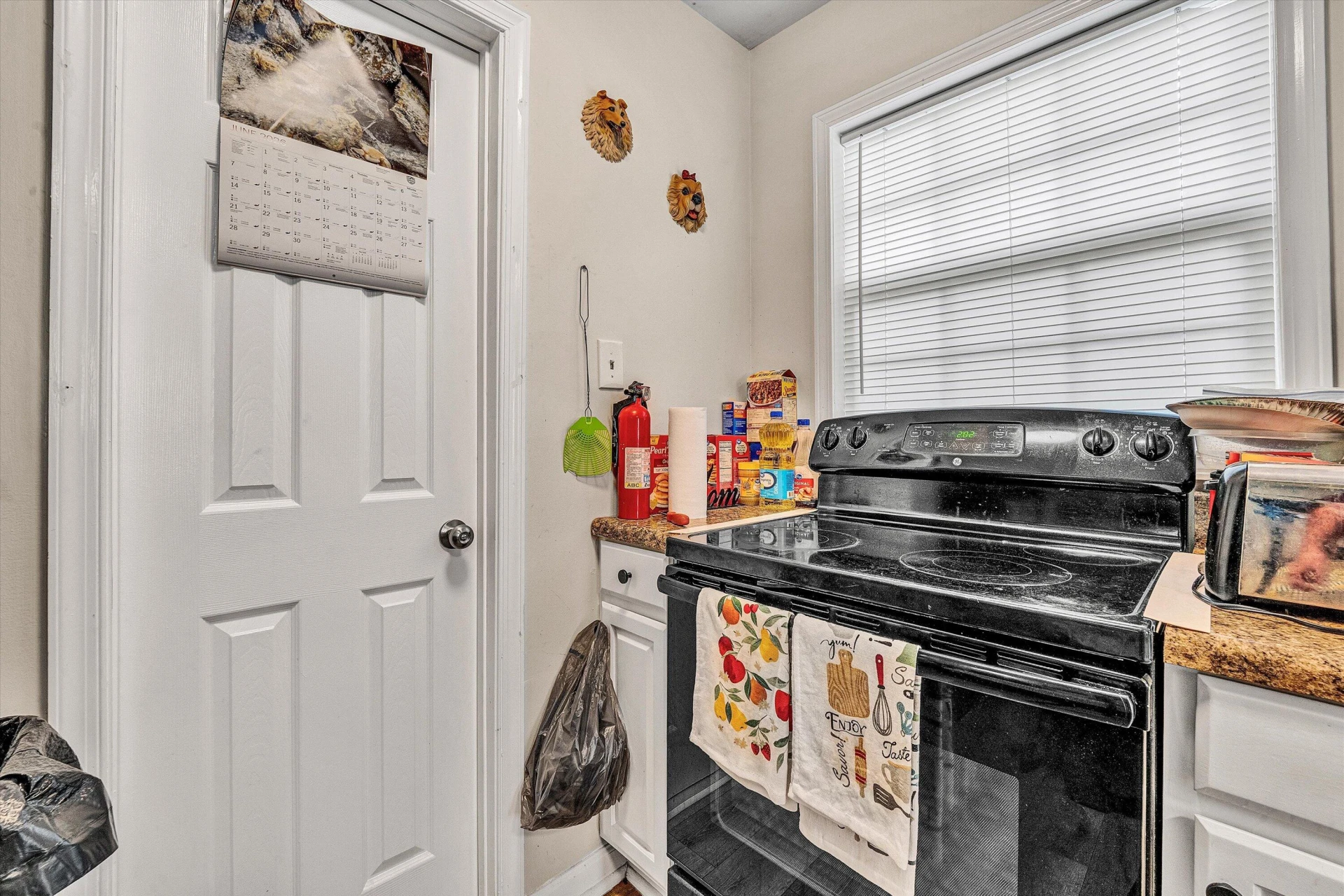 1148 Candle LN - Photo 13