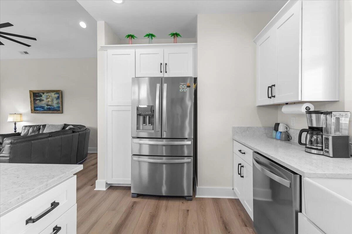 1054 Barrow Hills DR - Photo 26