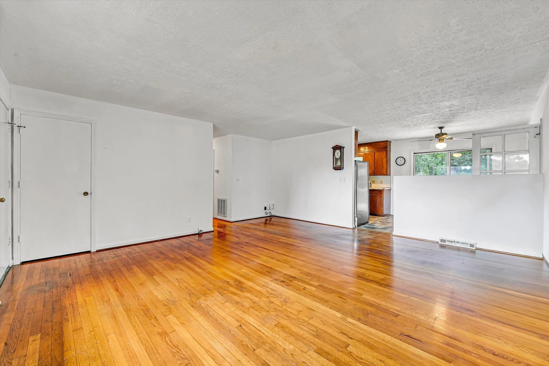 1617 Lonely Hollow RD - Photo 10