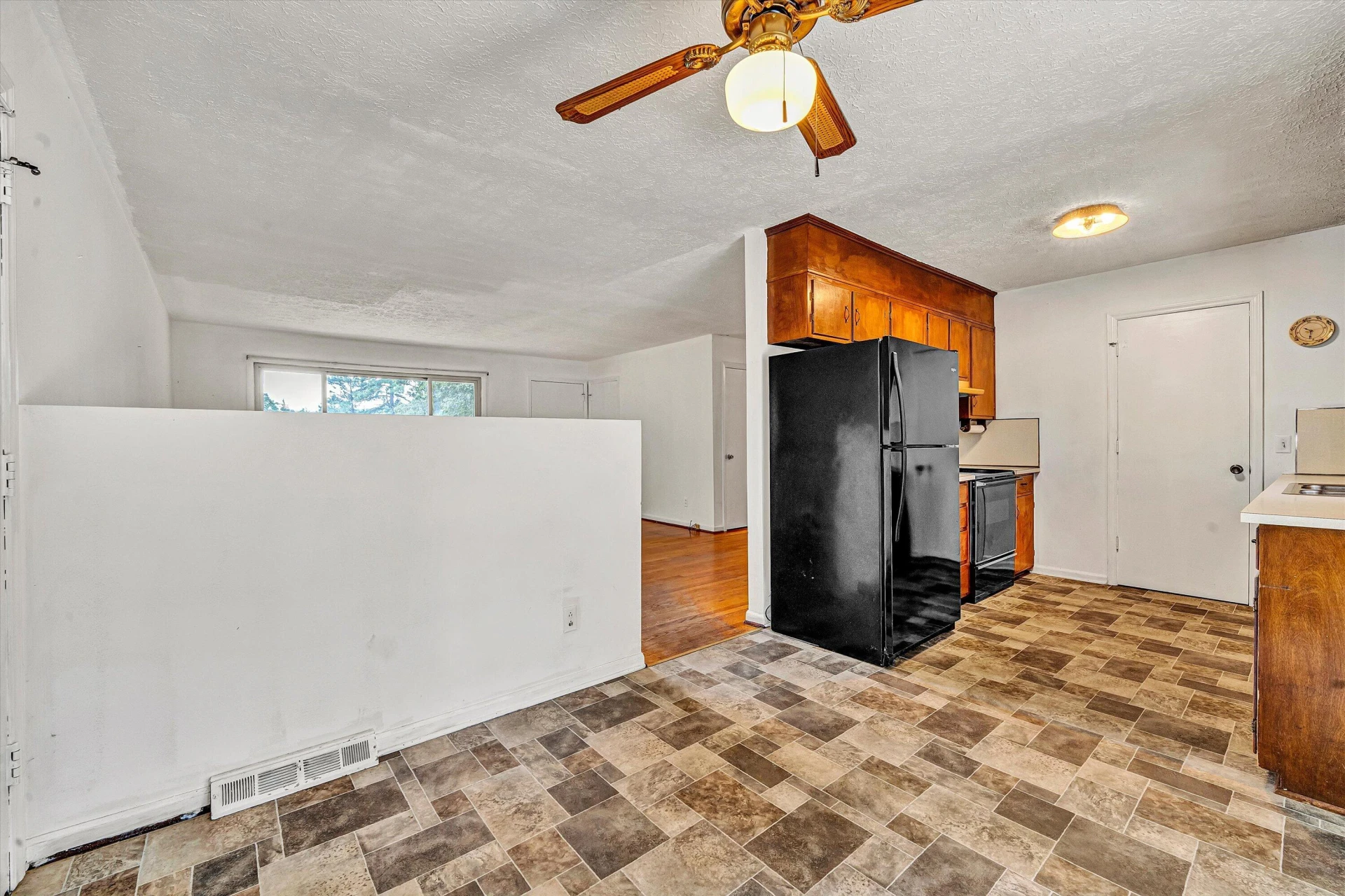 1617 Lonely Hollow RD - Photo 12