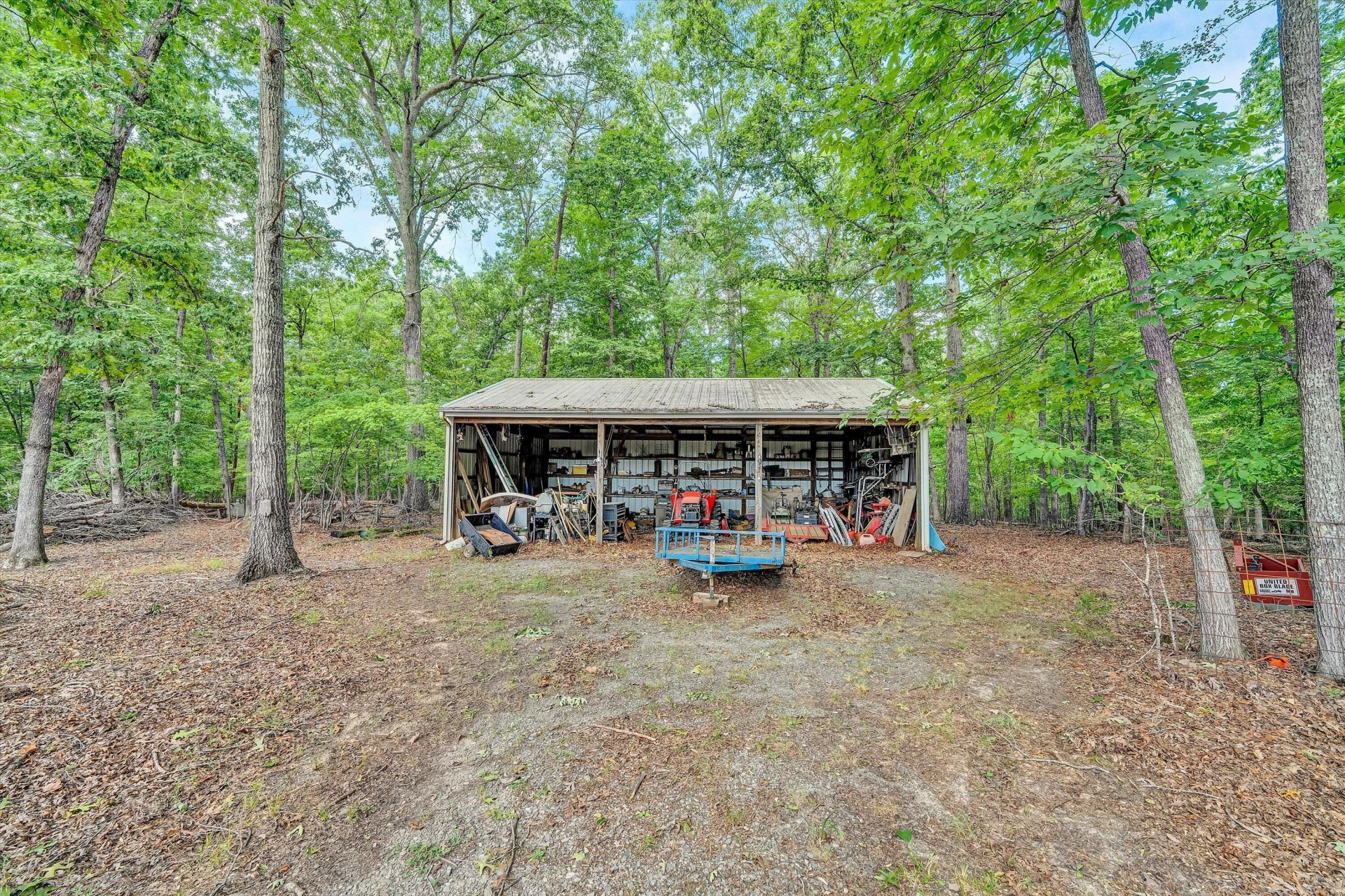 1617 Lonely Hollow RD - Photo 27