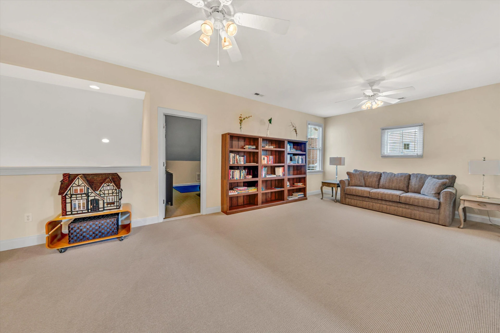 355 Haley Scott DR - Photo 34