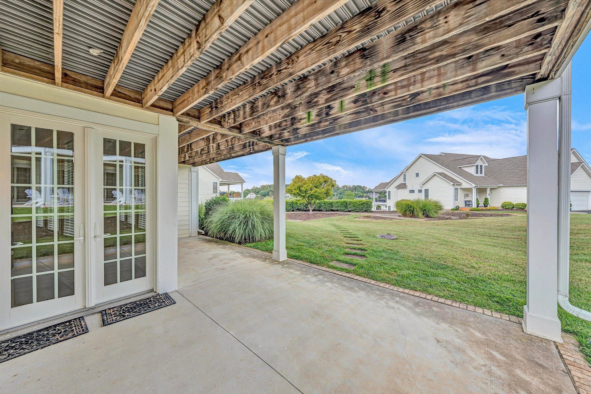 355 Haley Scott DR - Photo 49