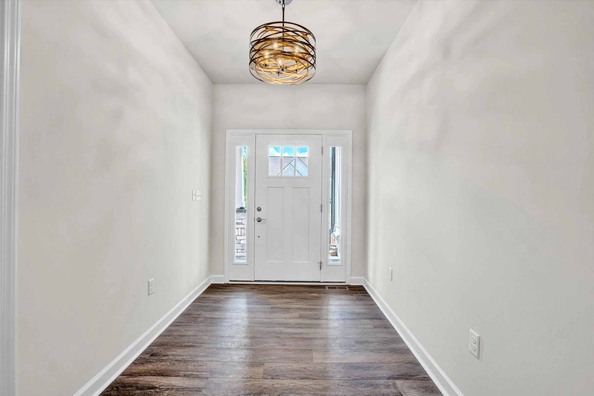 726 Ambler LN - Photo 3