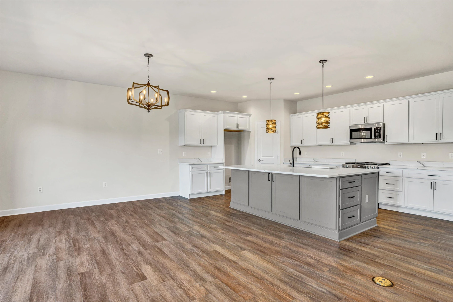 726 Ambler LN - Photo 16
