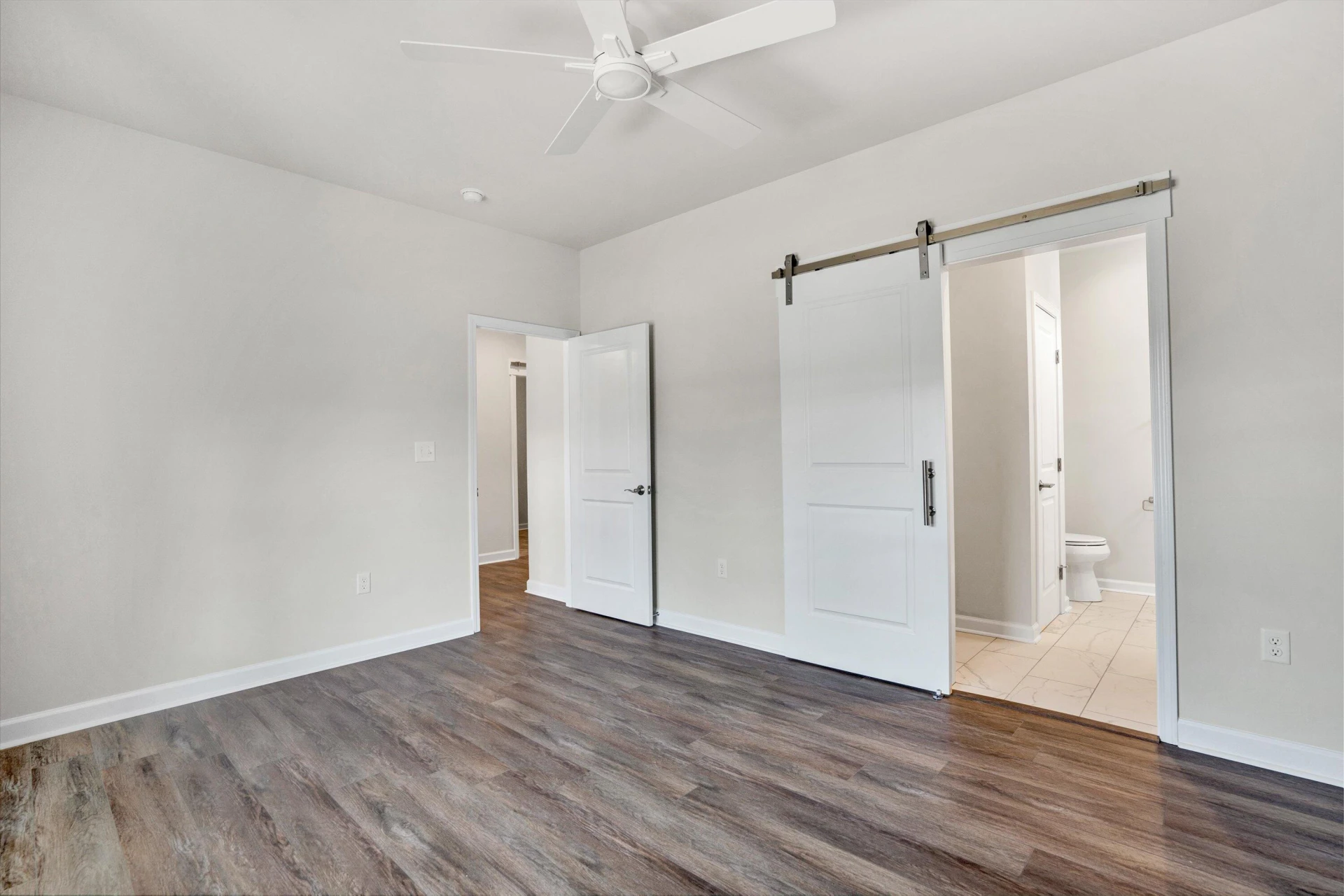 726 Ambler LN - Photo 20