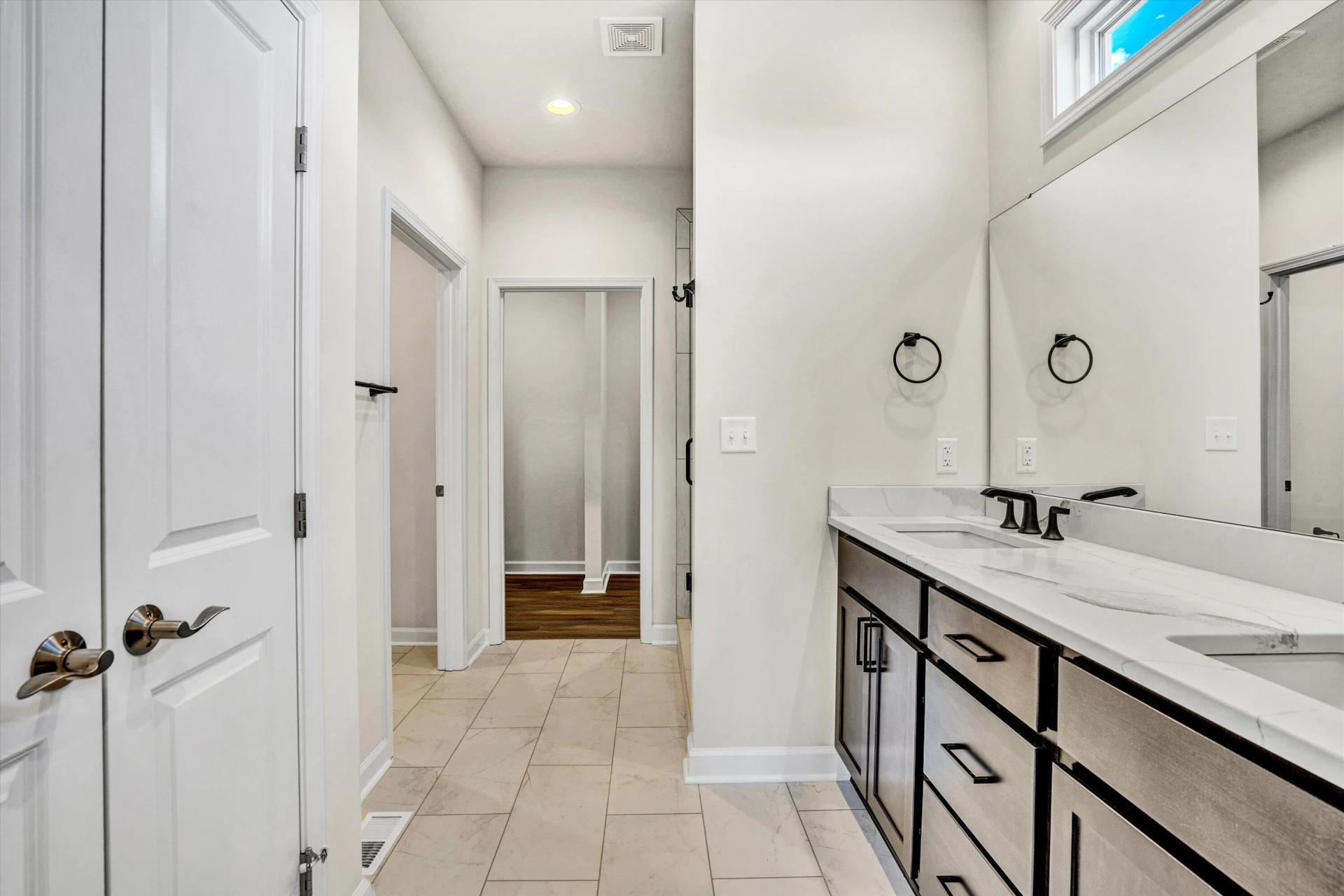 726 Ambler LN - Photo 27