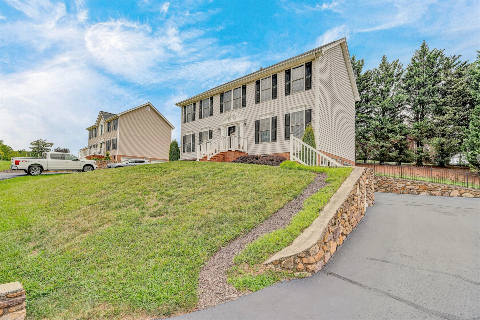 128 Diamond RD - Photo 3
