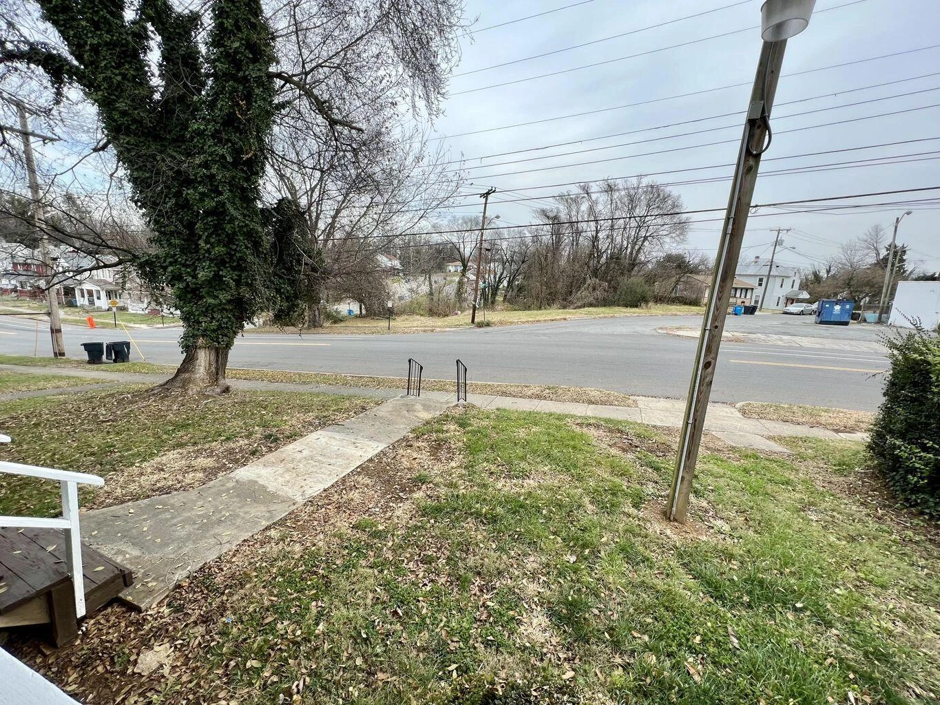 1114 Lafayette BLVD NW - Photo 5