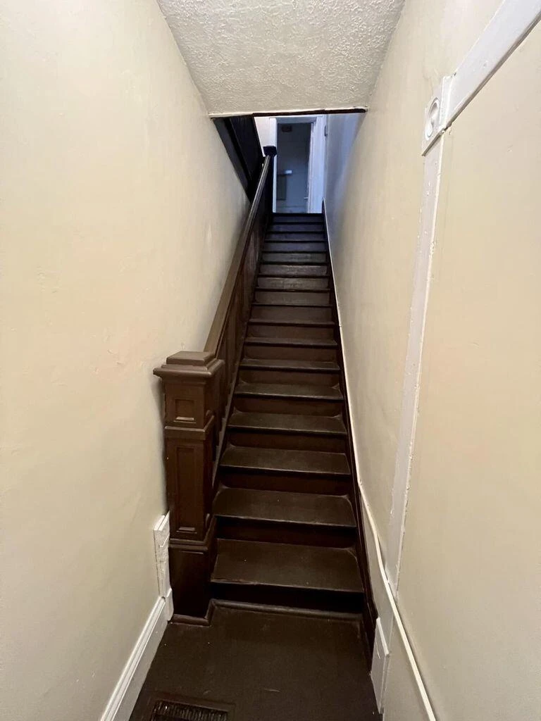 1114 Lafayette BLVD NW - Photo 11