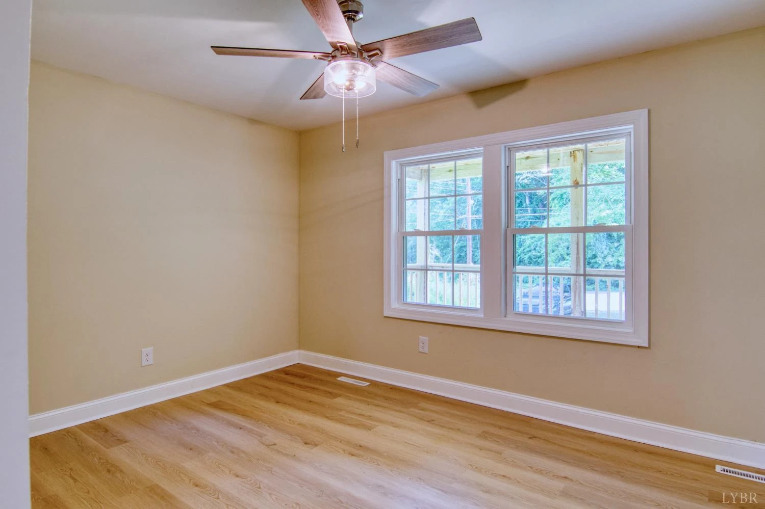 87 Dale AVE - Photo 8