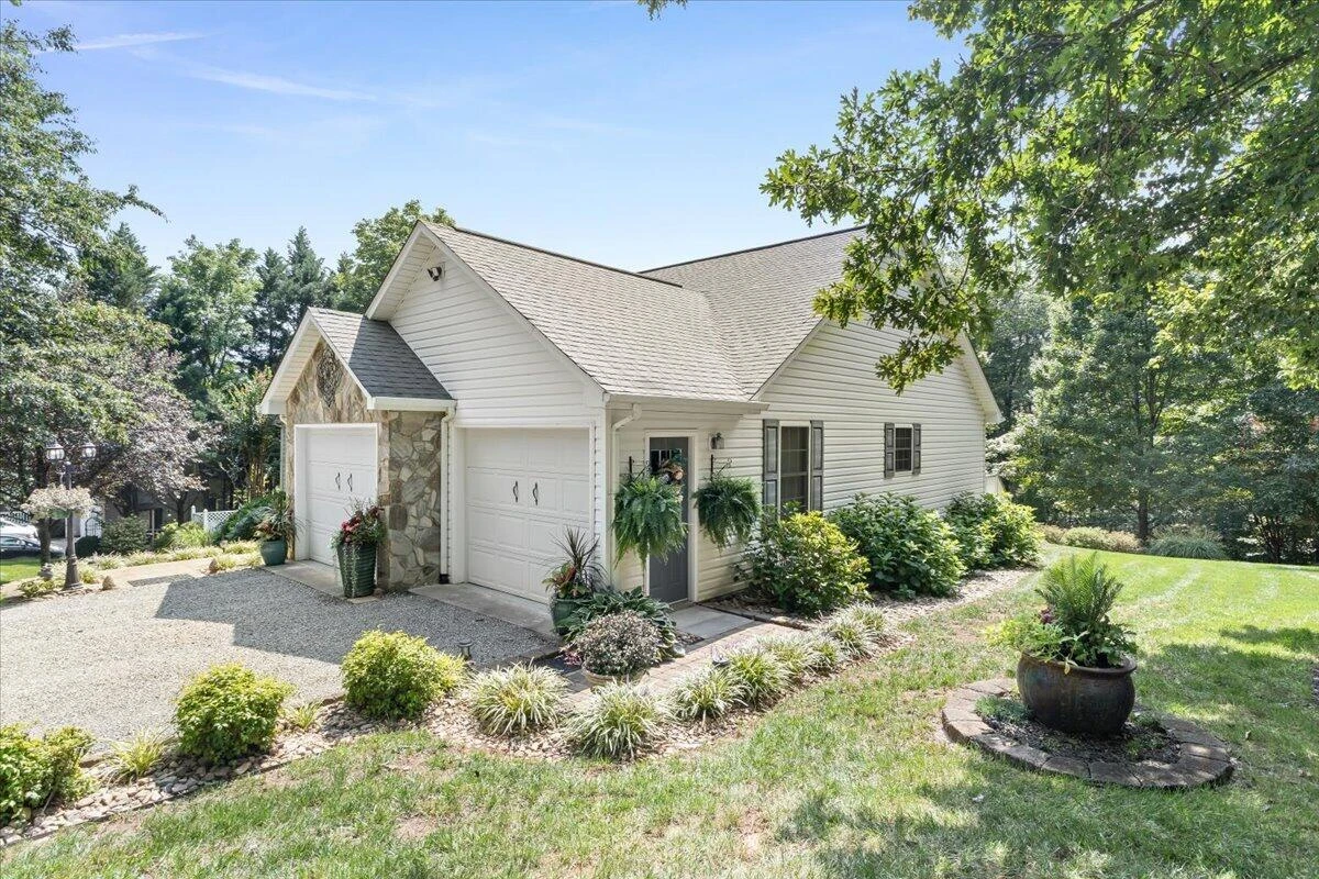 488 Green Level RD - Photo 6