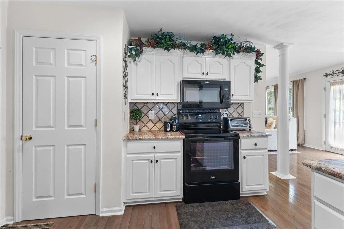 488 Green Level RD - Photo 22