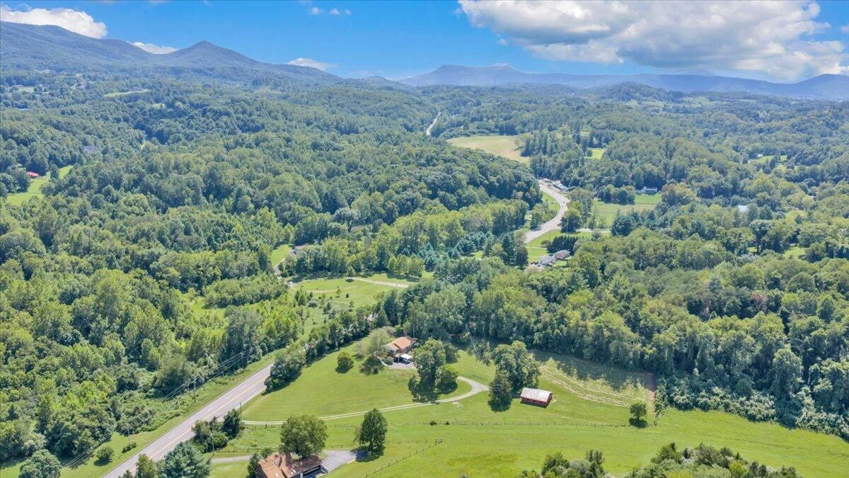 7815 Lee Hwy - Photo 32