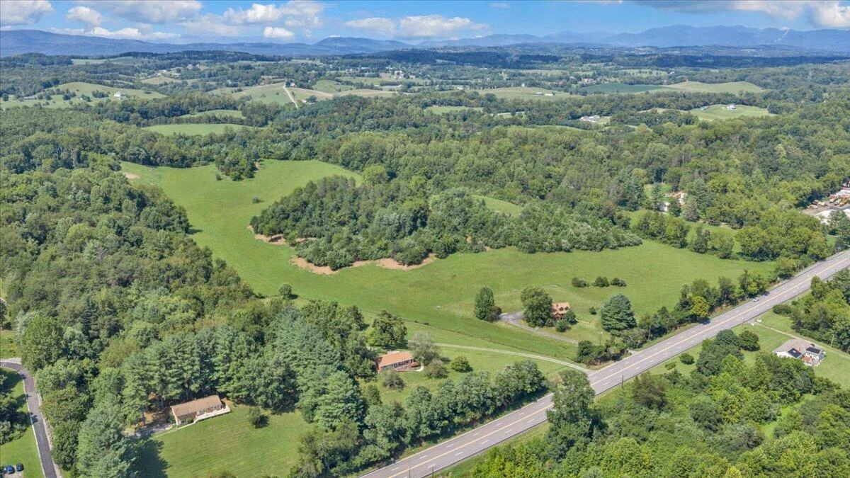 7815 Lee Hwy - Photo 36