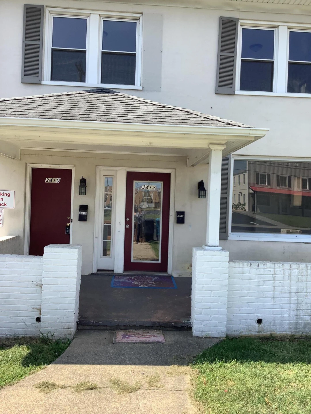 3412 Williamson RD NW - Photo 2