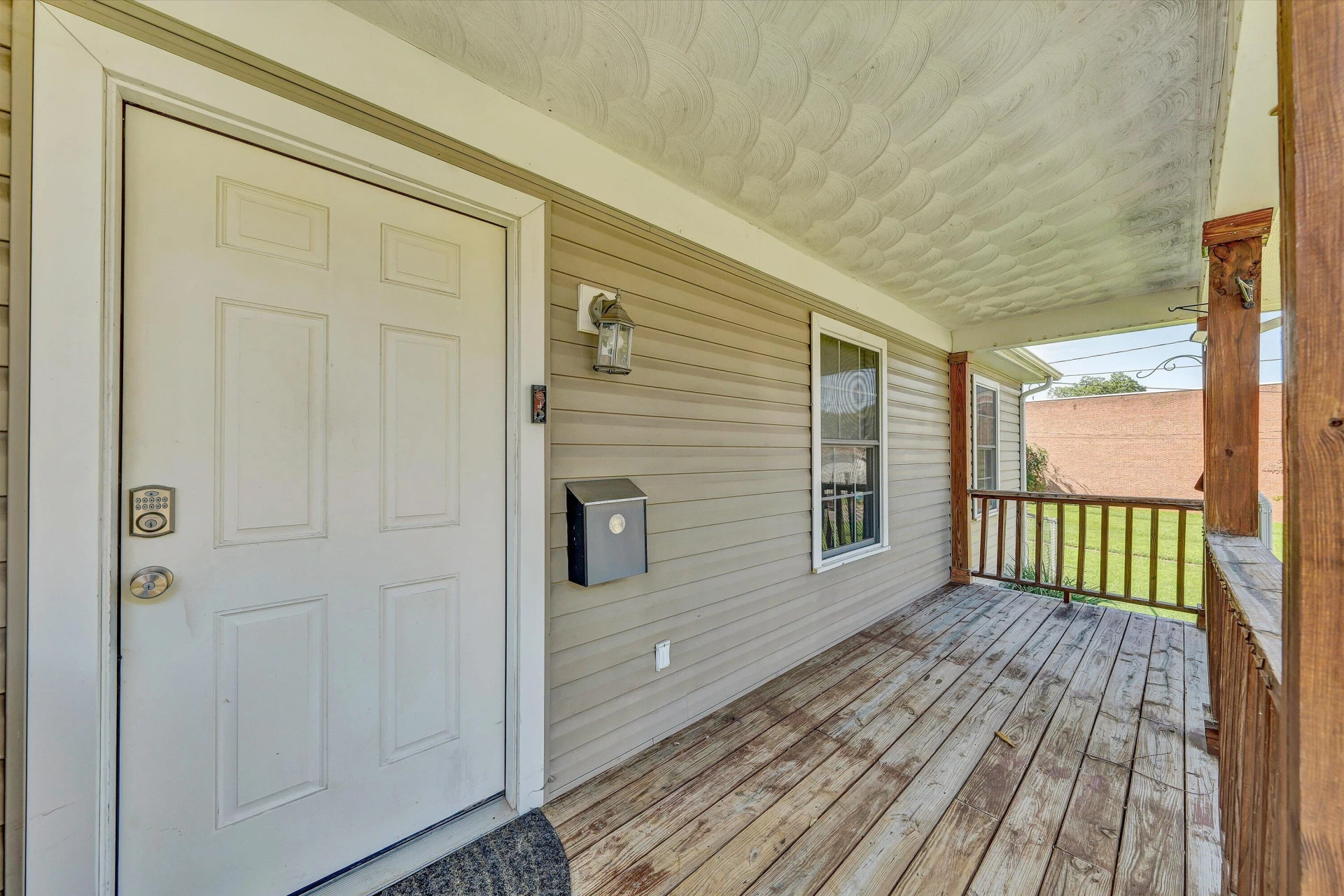 1007 Murray AVE SE - Photo 5