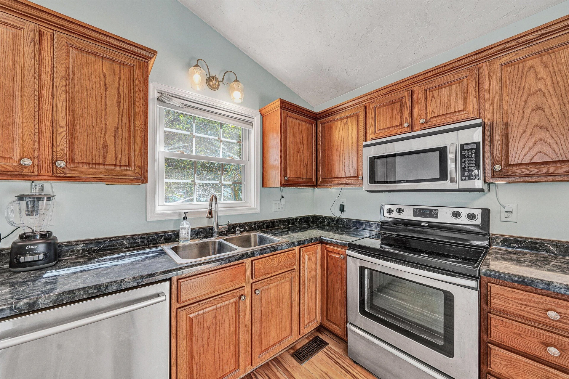 1007 Murray AVE SE - Photo 11