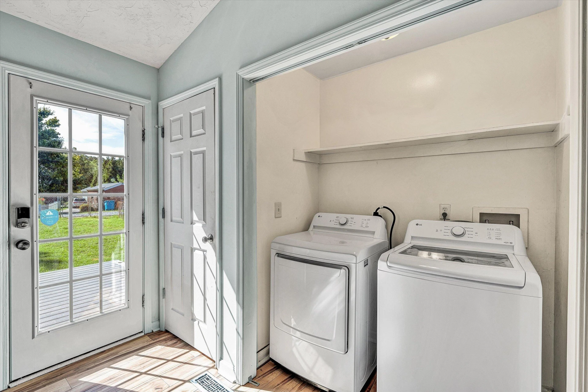 1007 Murray AVE SE - Photo 15