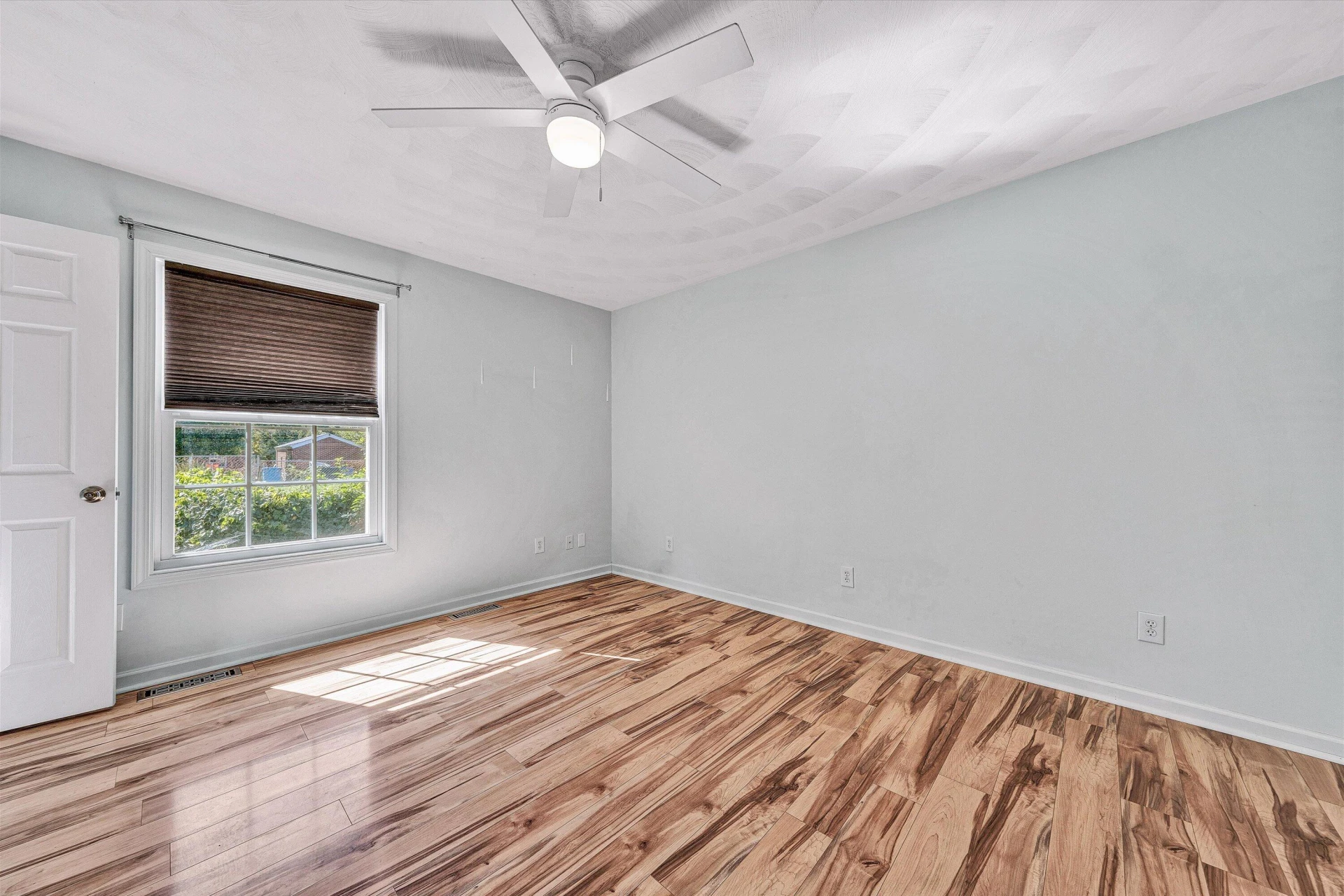 1007 Murray AVE SE - Photo 18