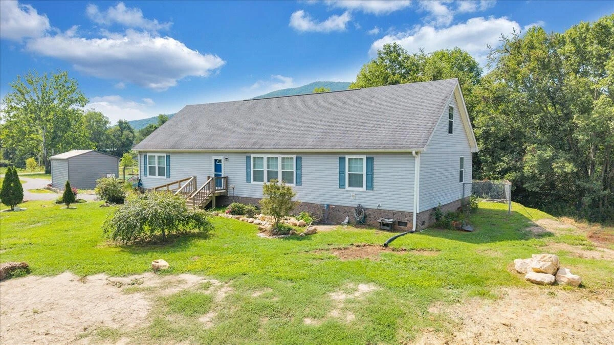 3663 Bradshaw RD - Photo 3
