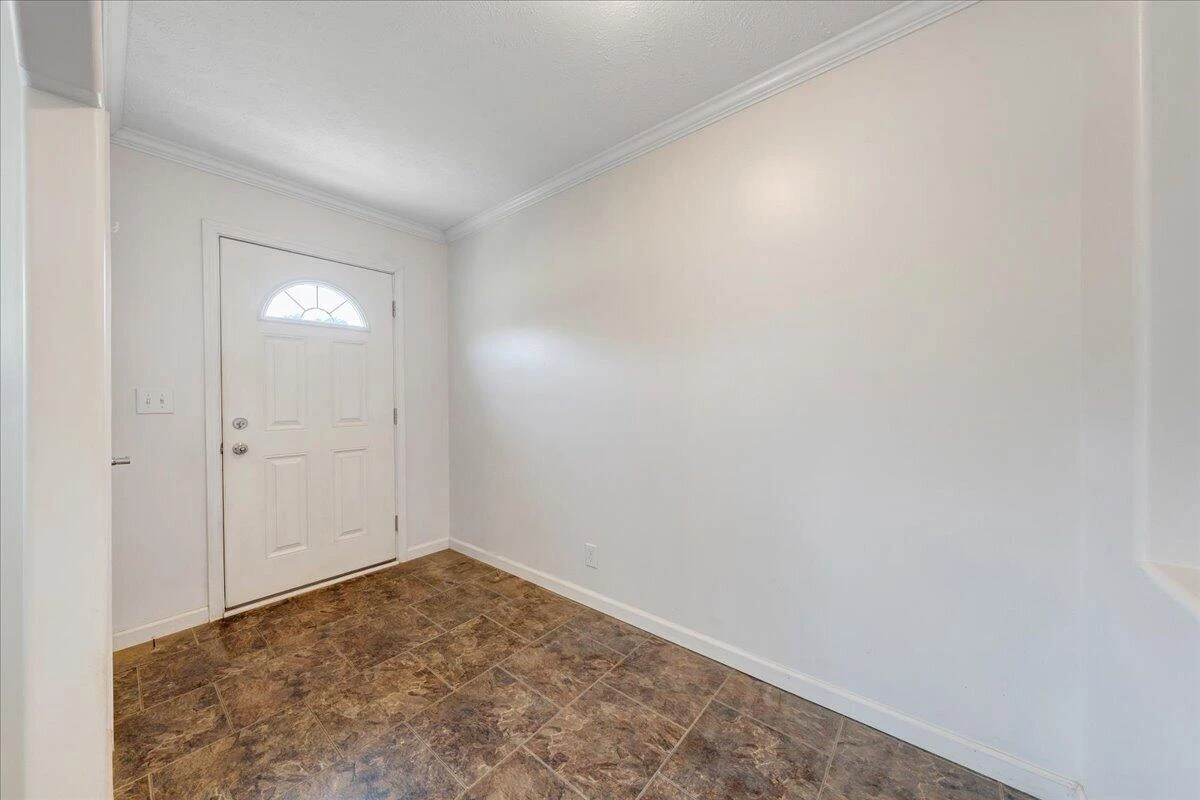 3663 Bradshaw RD - Photo 6
