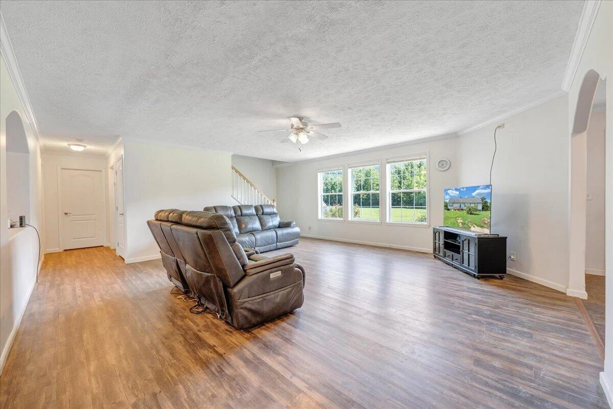 3663 Bradshaw RD - Photo 9