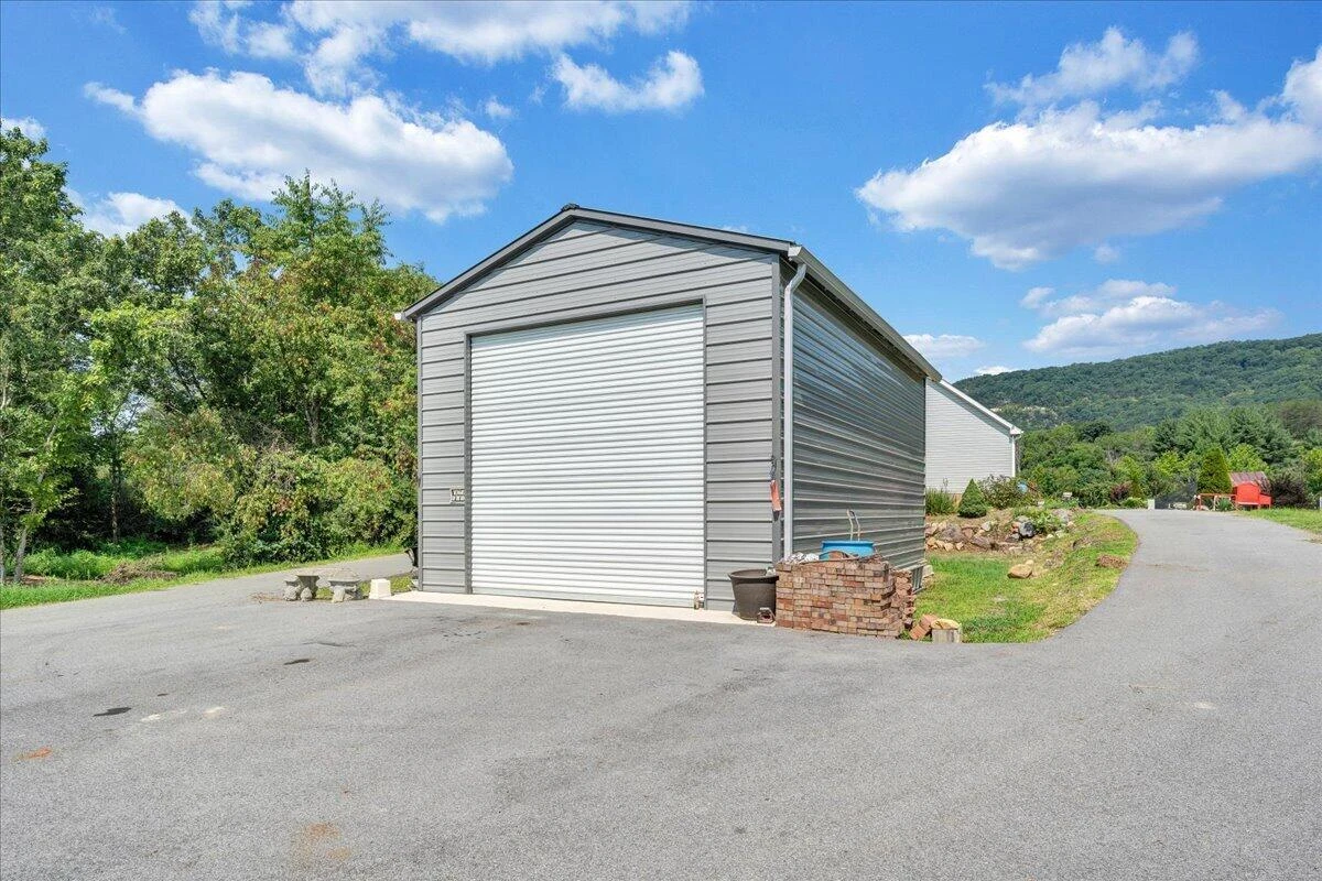 3663 Bradshaw RD - Photo 46