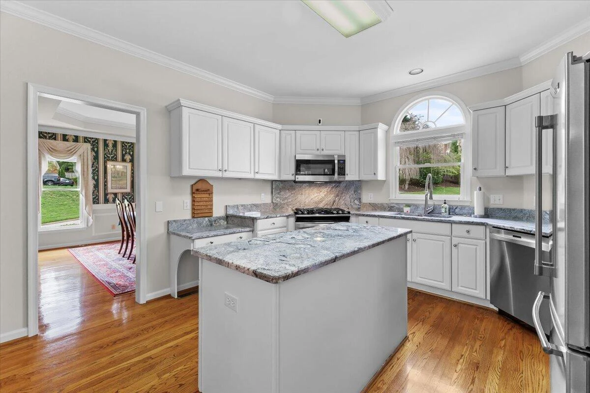 7789 Hollins Court DR - Photo 13