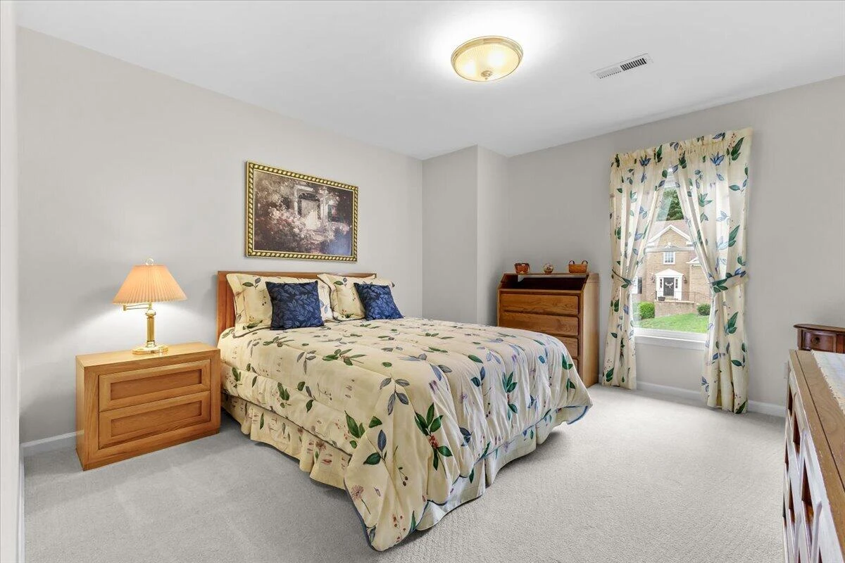 7789 Hollins Court DR - Photo 30