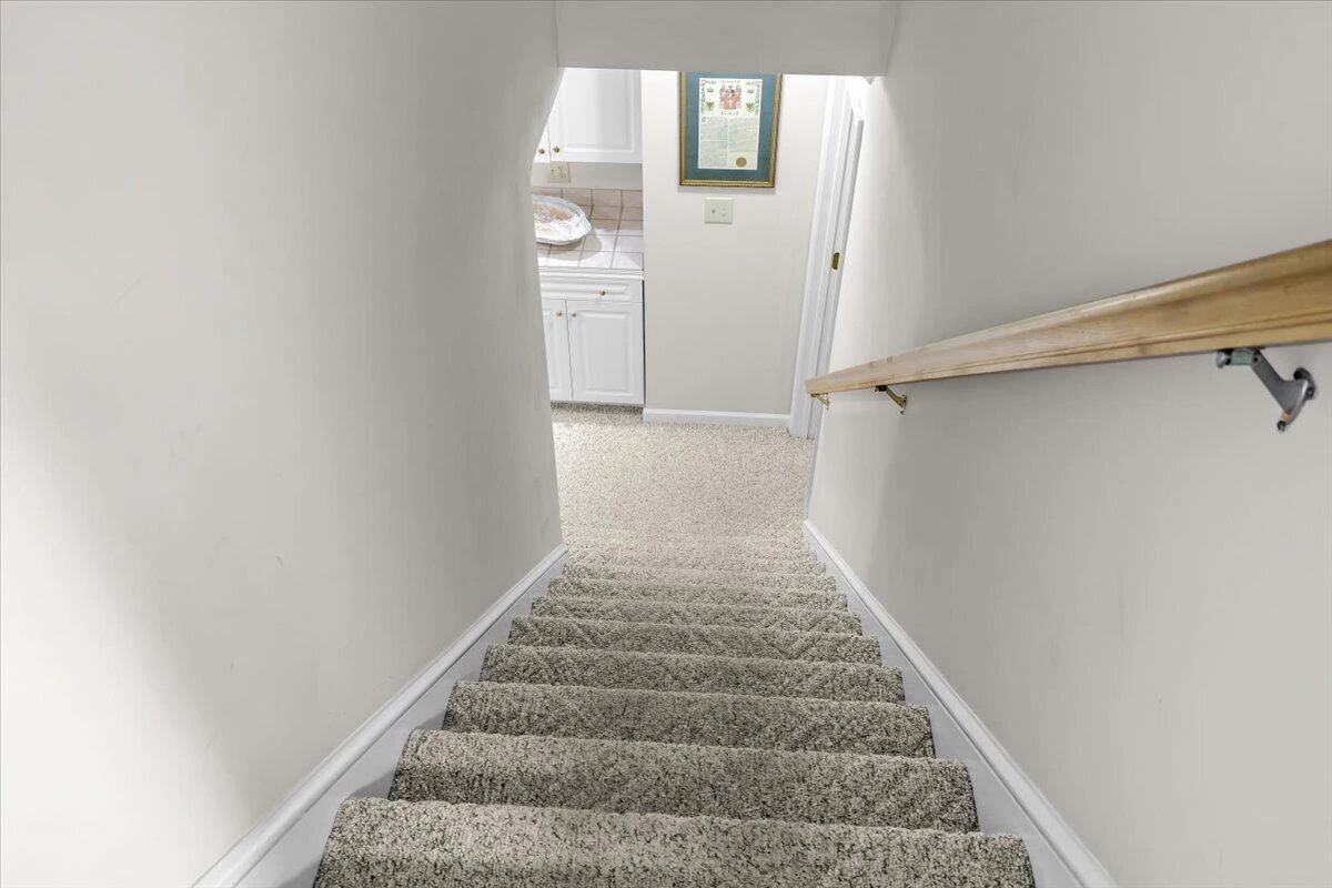7789 Hollins Court DR - Photo 39