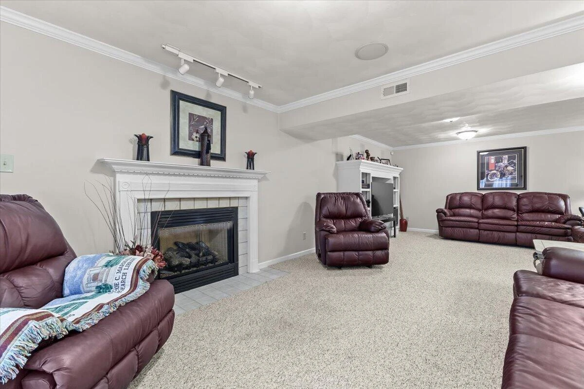 7789 Hollins Court DR - Photo 50