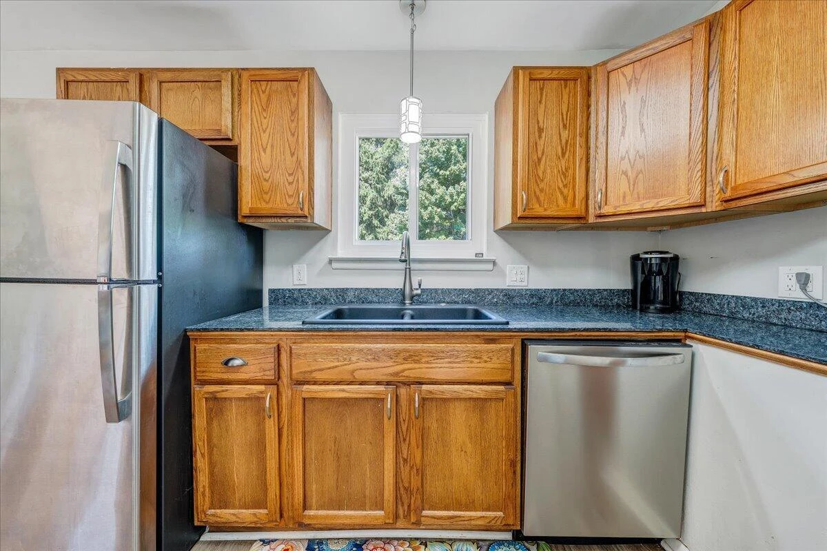 3425 View AVE - Photo 11