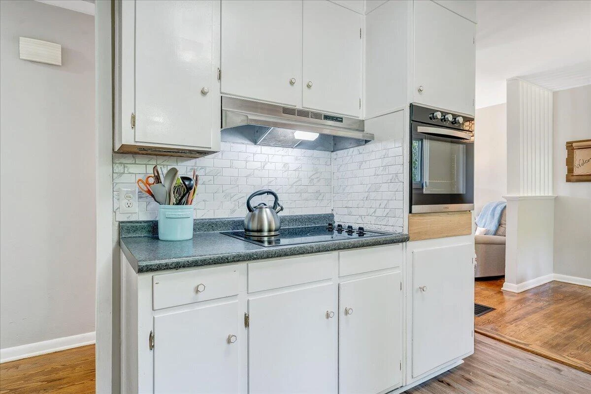 3425 View AVE - Photo 15