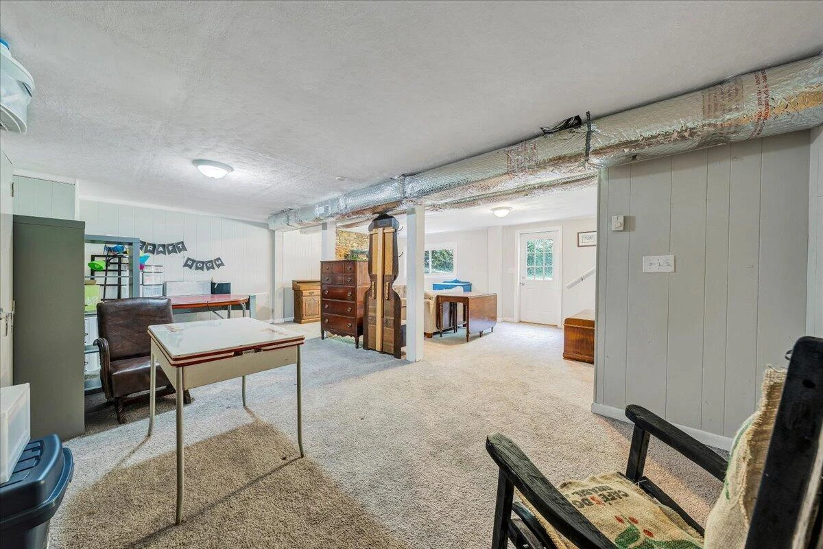 3425 View AVE - Photo 35
