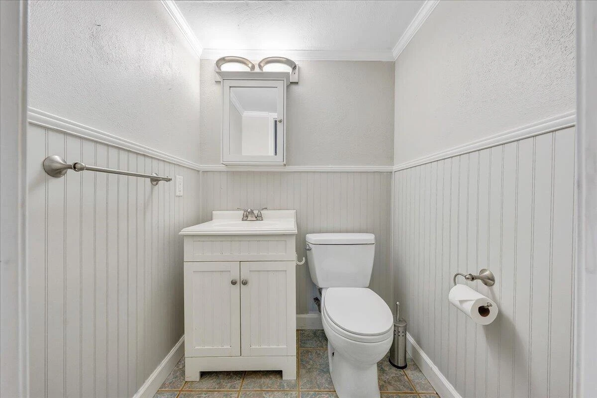 3425 View AVE - Photo 40