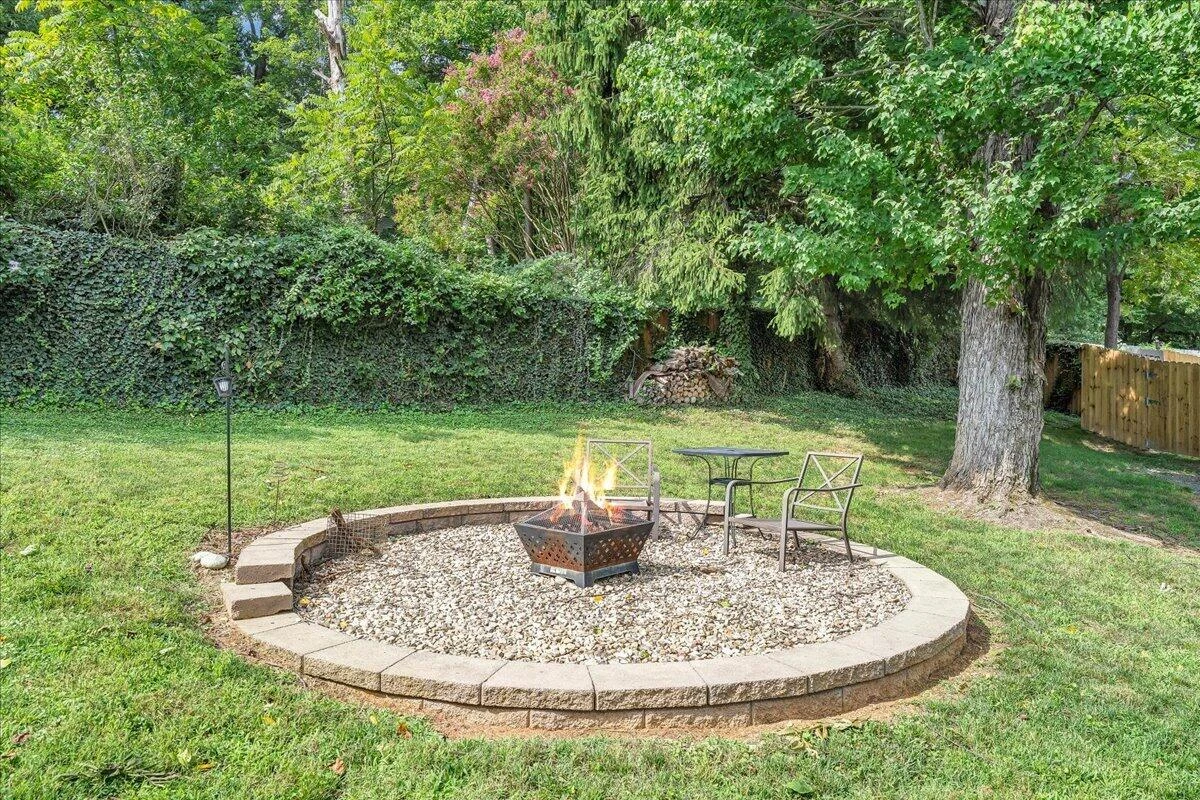 3425 View AVE - Photo 45