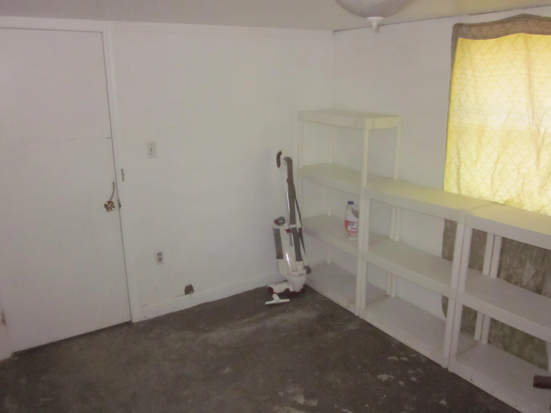 2735 FORK MOUNTAIN RD - Photo 16