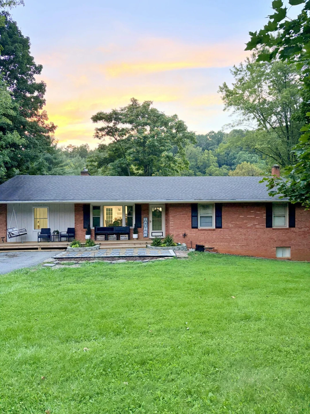 1084 Old Sessler Mill RD