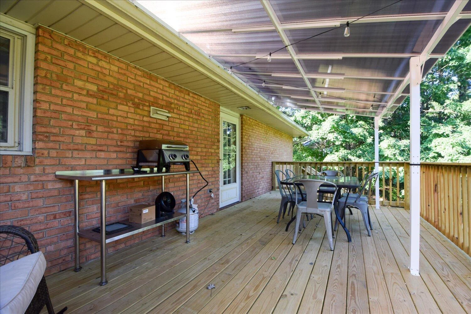 1084 Old Sessler Mill RD - Photo 18