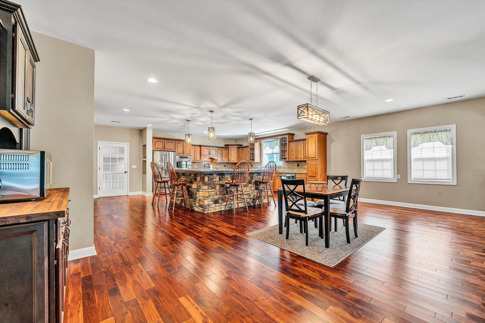175 Tracie DR - Photo 15