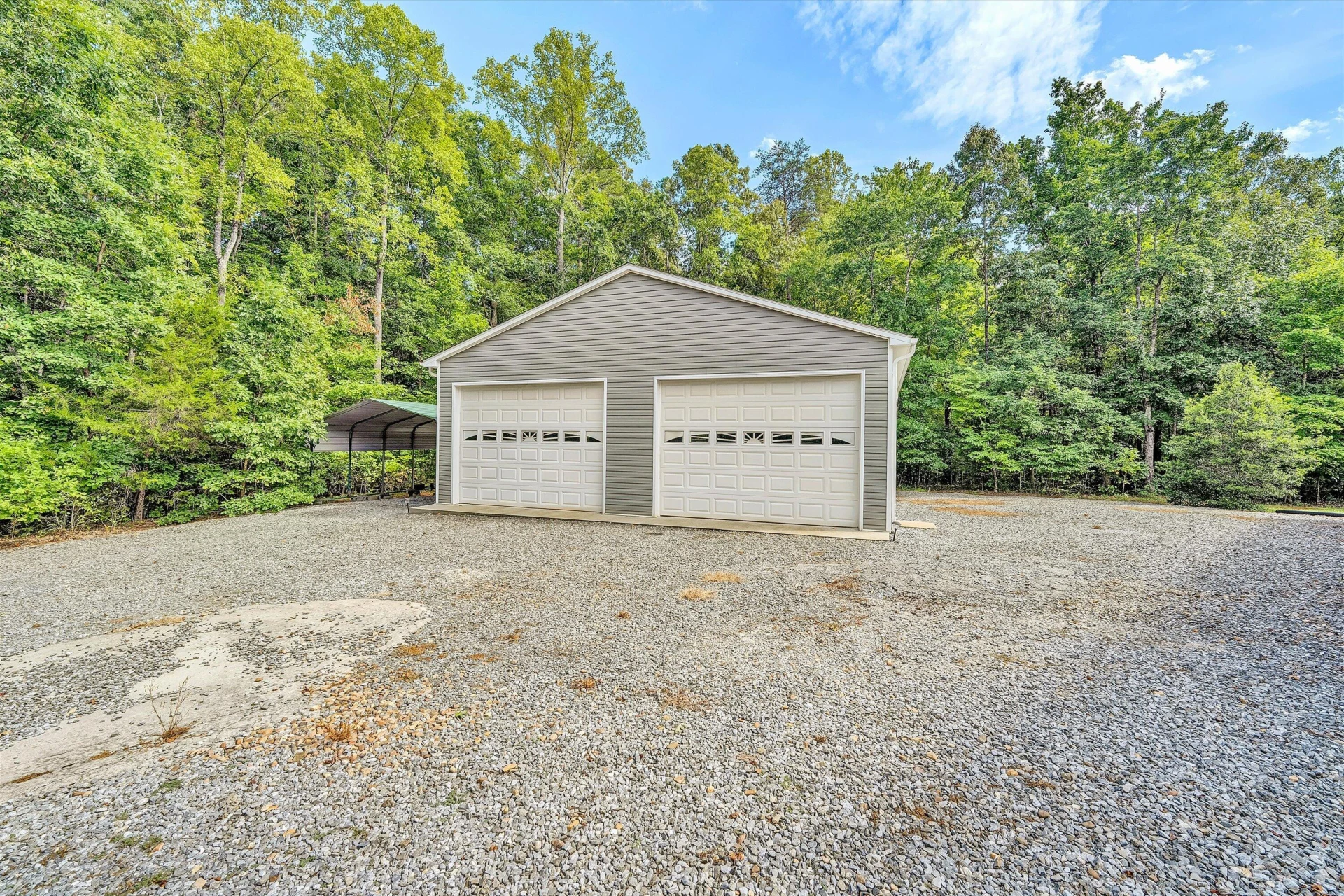 175 Tracie DR - Photo 34