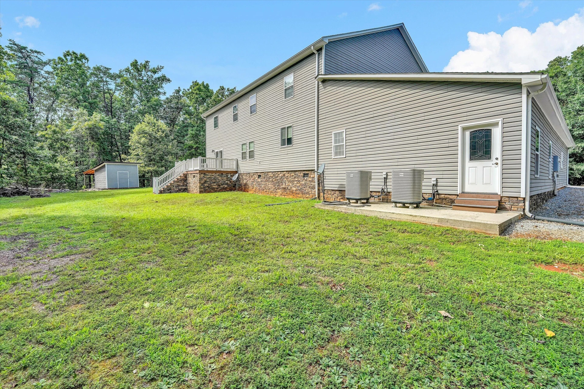 175 Tracie DR - Photo 37