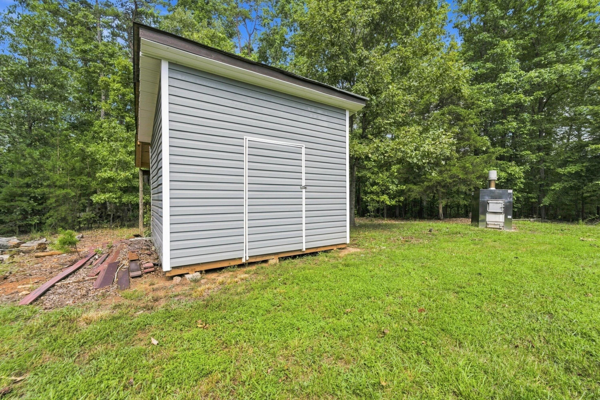 175 Tracie DR - Photo 39