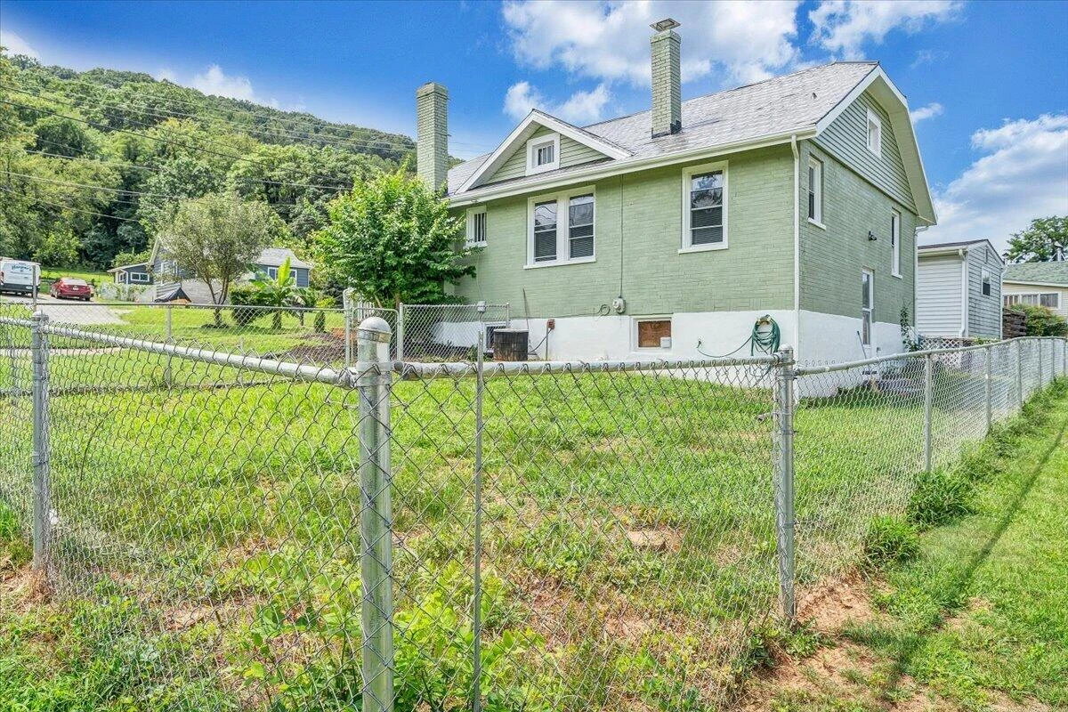 3652 Yellow Mountain RD SE - Photo 27