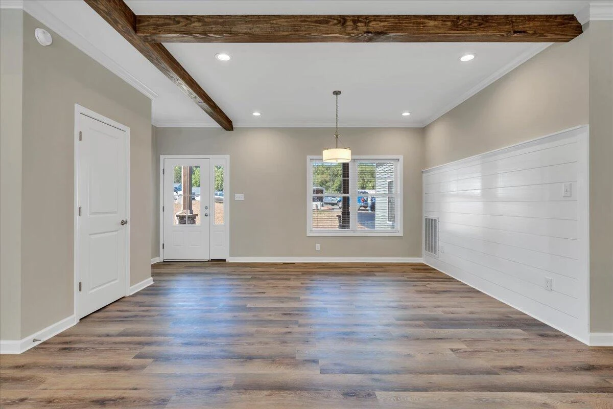 310 Windsor Castle DR - Photo 8