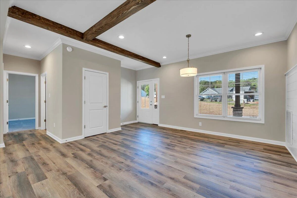 310 Windsor Castle DR - Photo 9