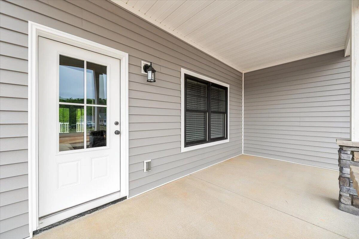 284 Windsor Castle DR - Photo 3